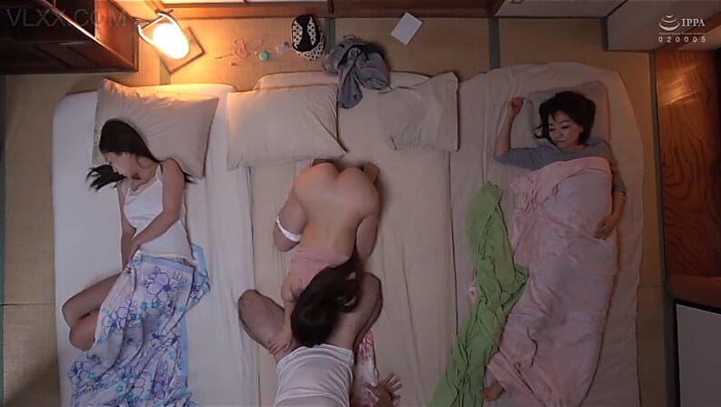 DOCP-169 I Know I Can’t Do Anything While Sleeping Beside My Beautiful, Busty Stepdaughters But I’m So Turned On By Their Vulnerable Big Tits… 2